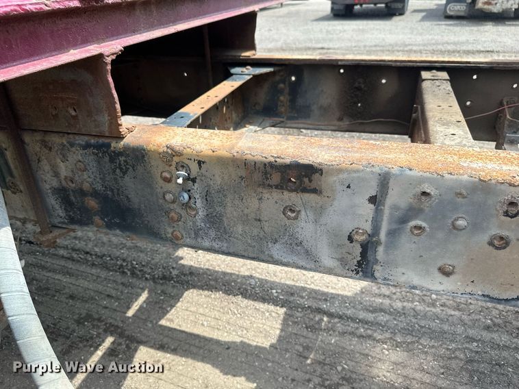 image for item EB2679 2003 Chevrolet Kodiak flatbed truck