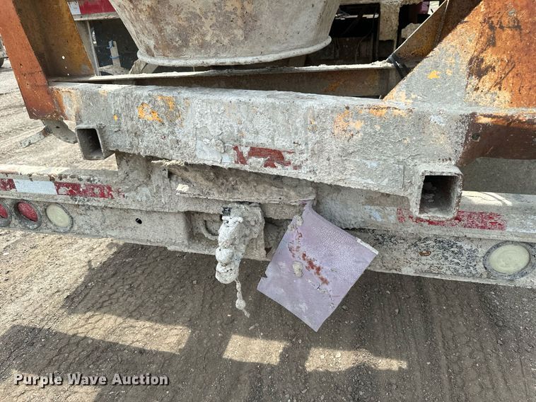 image for item EB2679 2003 Chevrolet Kodiak flatbed truck