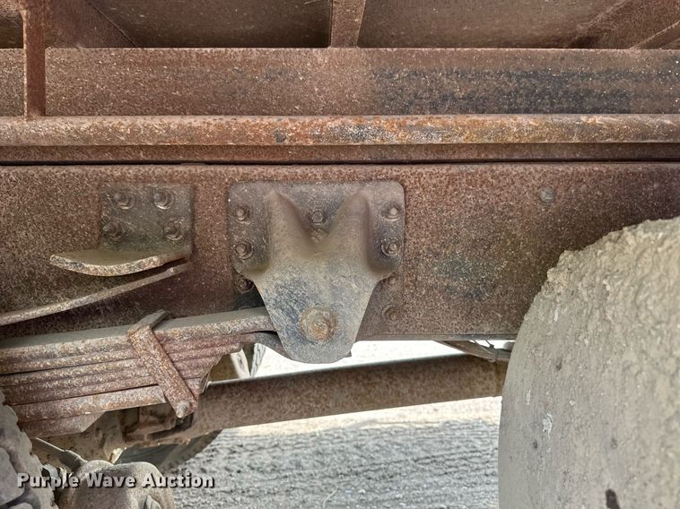 image for item EB2679 2003 Chevrolet Kodiak flatbed truck