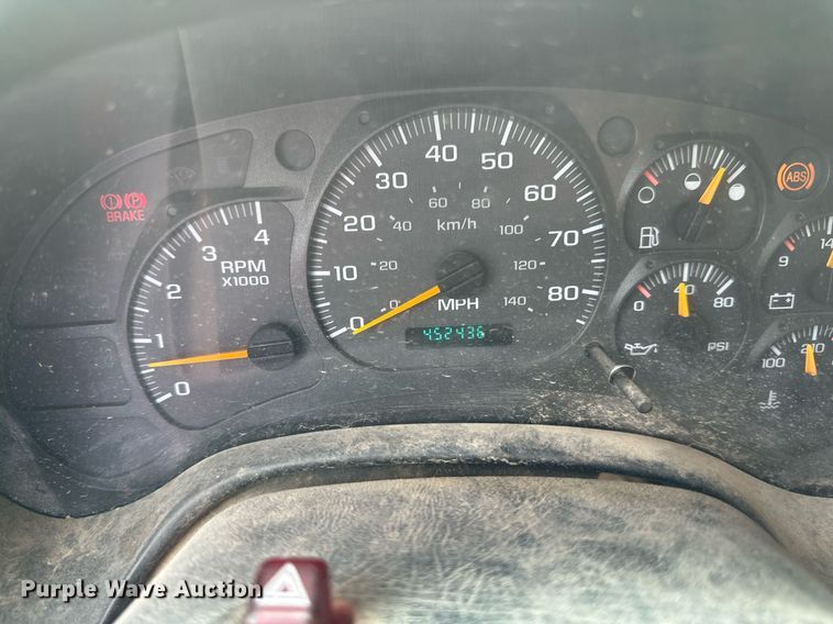 image for item EB2679 2003 Chevrolet Kodiak flatbed truck