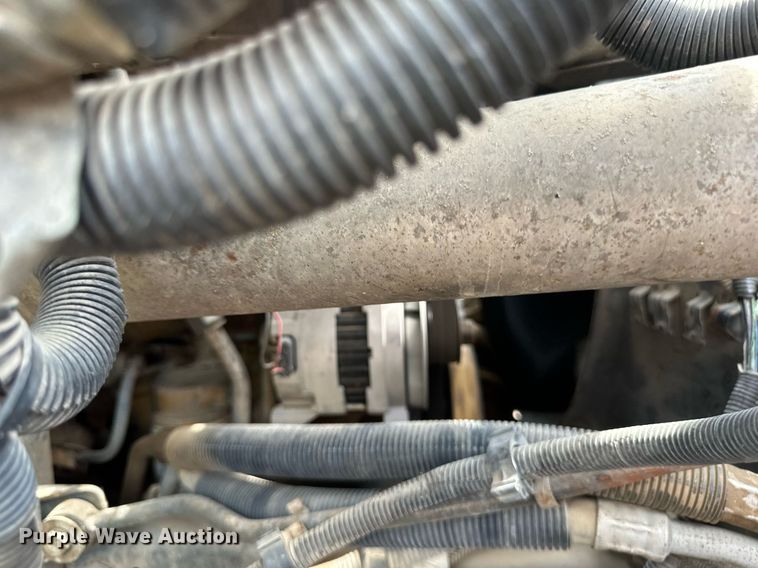 image for item EB2679 2003 Chevrolet Kodiak flatbed truck