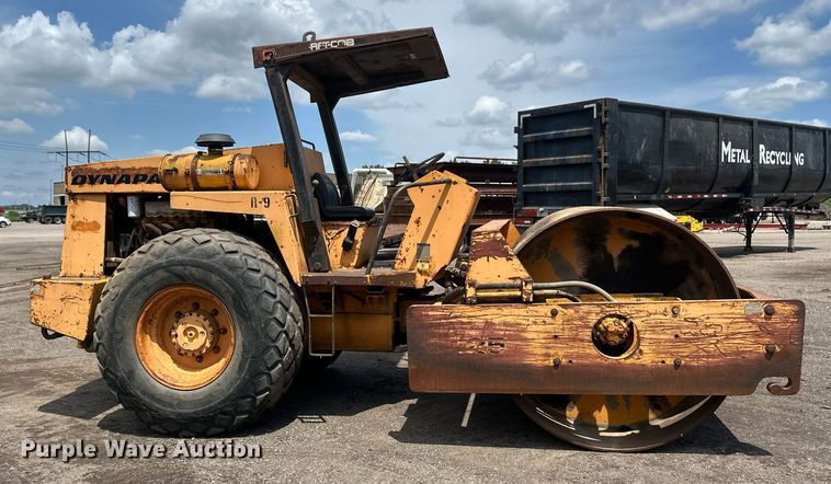 image for item EB2680 Dynapac CA25D single drum vibratory roller