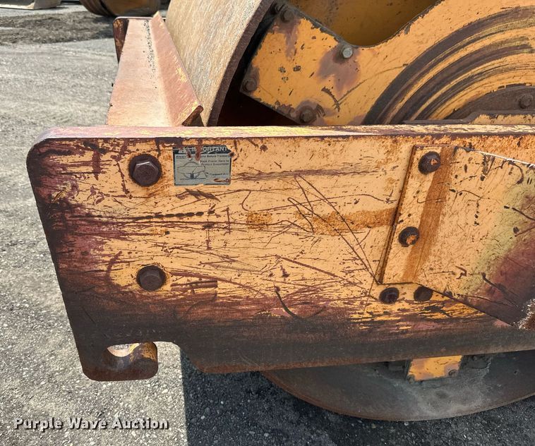 image for item EB2680 Dynapac CA25D single drum vibratory roller