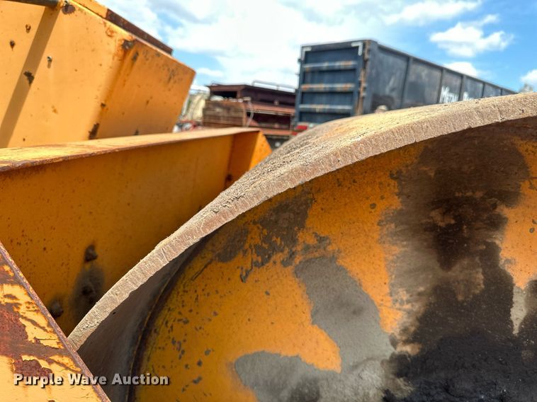 image for item EB2680 Dynapac CA25D single drum vibratory roller