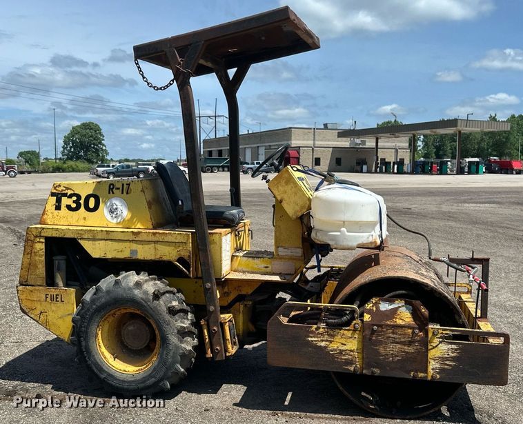 image for item EB2682 Compac T-30PD single drum vibratory roller