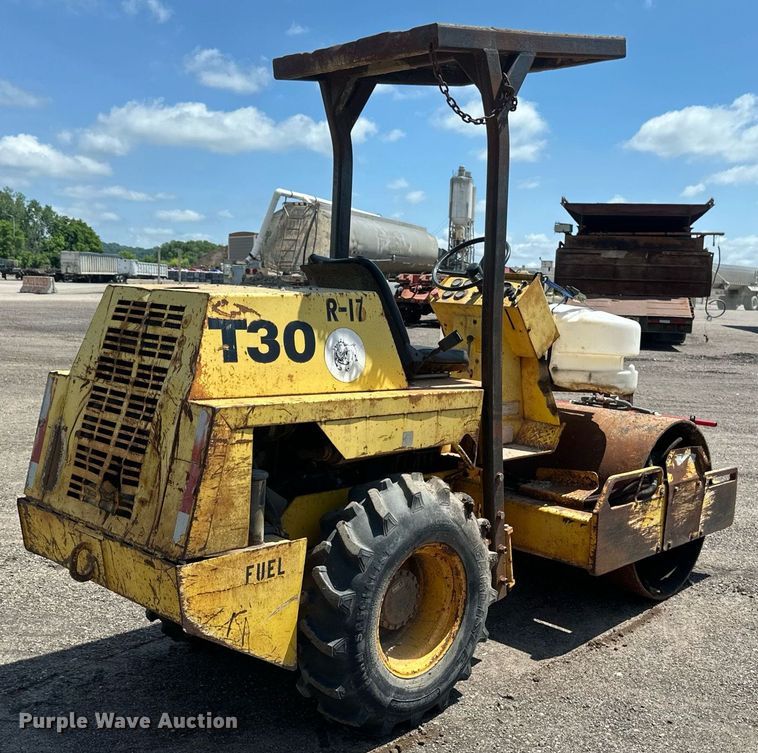 image for item EB2682 Compac T-30PD single drum vibratory roller