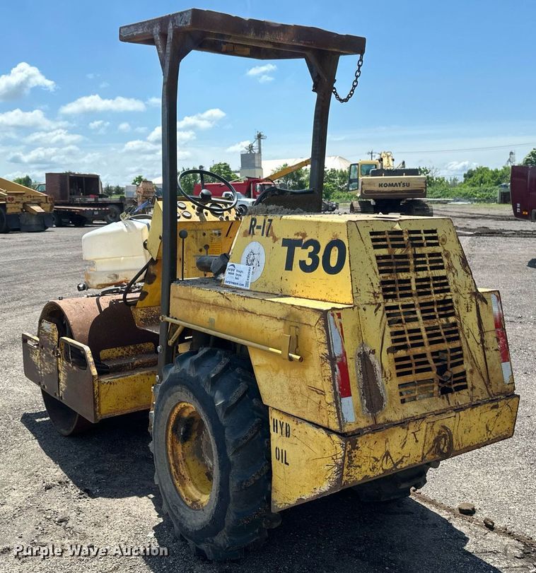 image for item EB2682 Compac T-30PD single drum vibratory roller