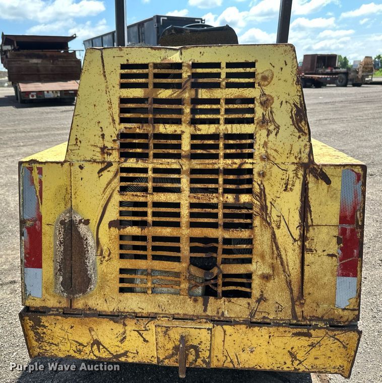 image for item EB2682 Compac T-30PD single drum vibratory roller