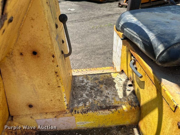 image for item EB2682 Compac T-30PD single drum vibratory roller