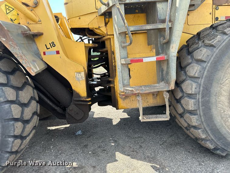 image for item EB2684 1998 Komatsu WA500-3L wheel loader