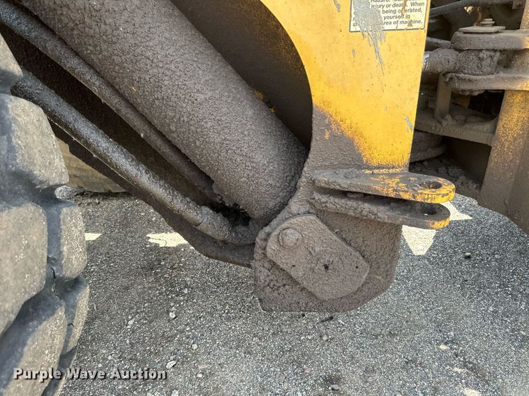 image for item EB2684 1998 Komatsu WA500-3L wheel loader