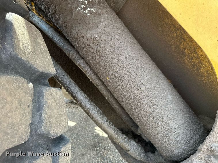 image for item EB2684 1998 Komatsu WA500-3L wheel loader