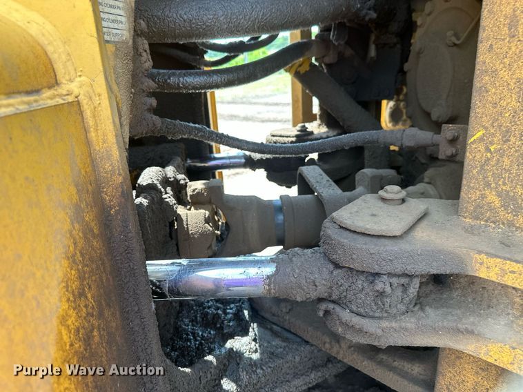 image for item EB2684 1998 Komatsu WA500-3L wheel loader