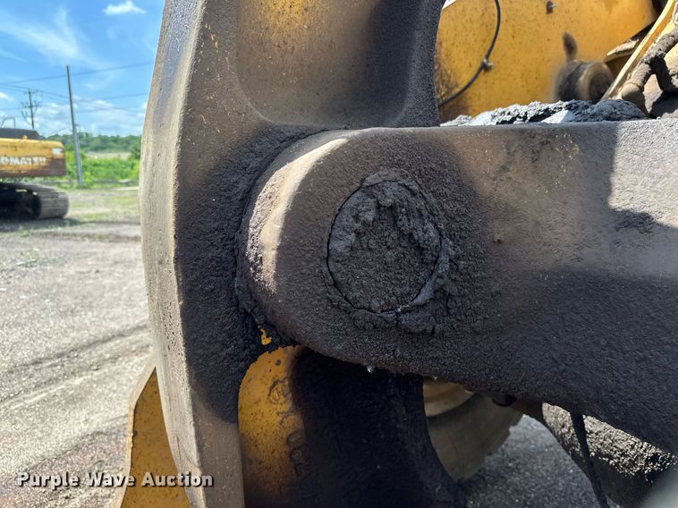 image for item EB2684 1998 Komatsu WA500-3L wheel loader