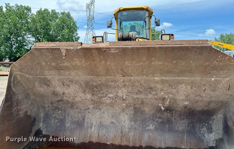 image for item EB2684 1998 Komatsu WA500-3L wheel loader