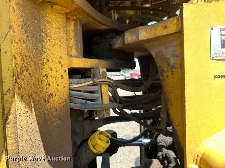 image for item EB2684 1998 Komatsu WA500-3L wheel loader