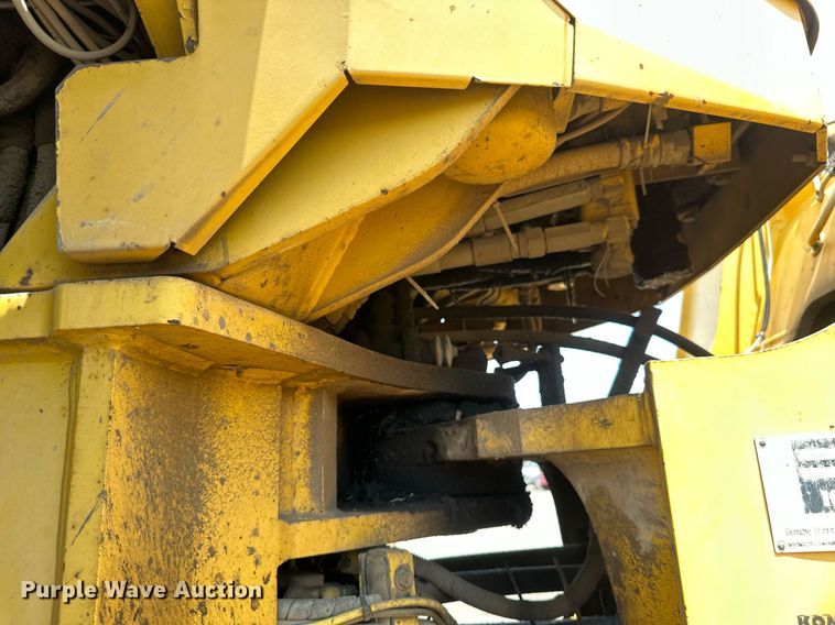 image for item EB2684 1998 Komatsu WA500-3L wheel loader
