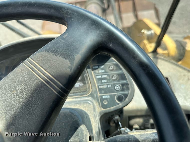 image for item EB2684 1998 Komatsu WA500-3L wheel loader