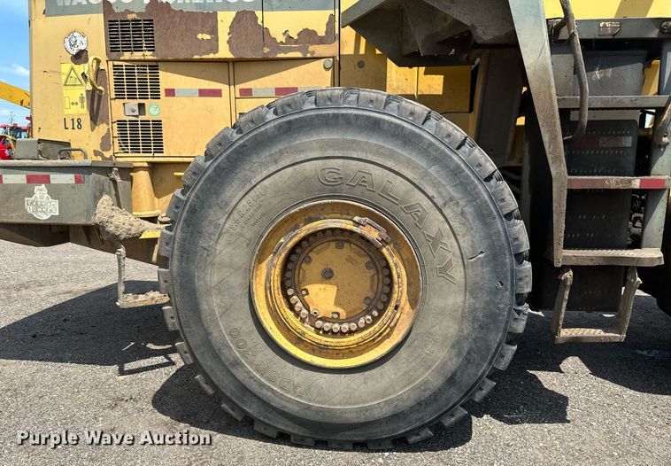 image for item EB2684 1998 Komatsu WA500-3L wheel loader