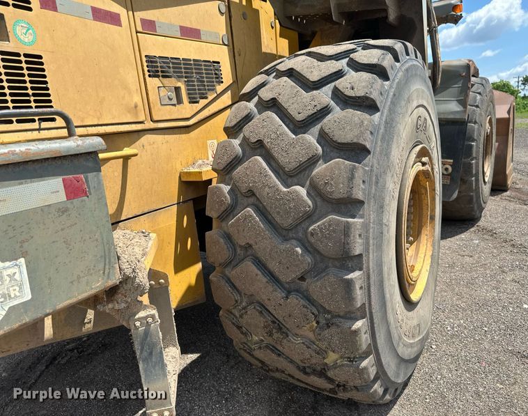image for item EB2684 1998 Komatsu WA500-3L wheel loader