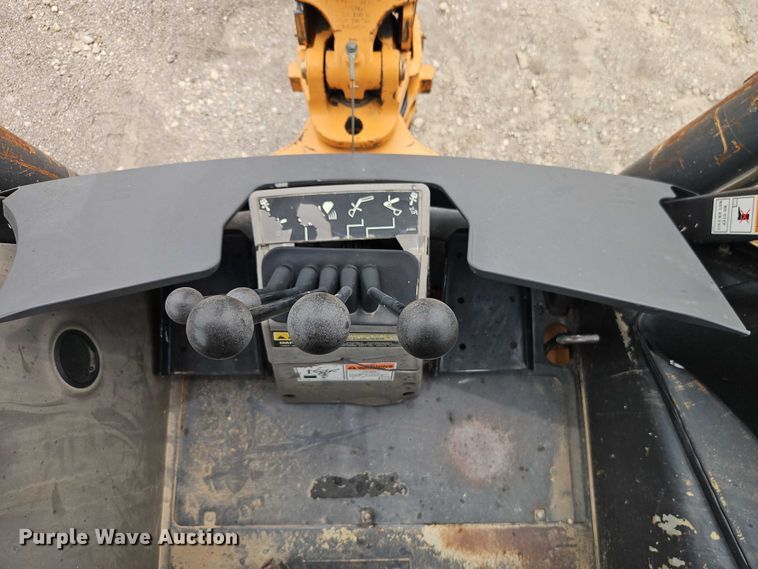image for item EB8131 2012 Case 580 Super N backhoe