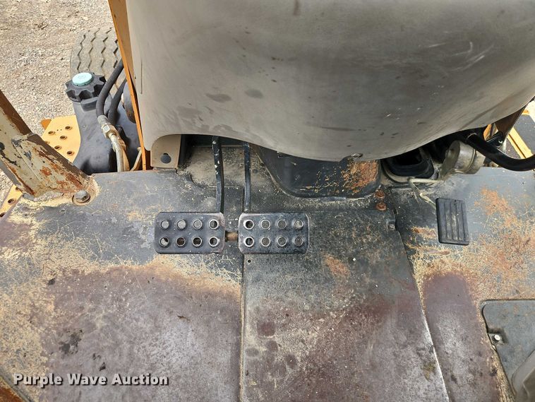 image for item EB8131 2012 Case 580 Super N backhoe