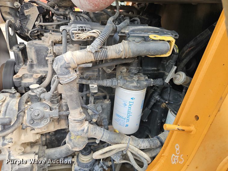 image for item EB8131 2012 Case 580 Super N backhoe