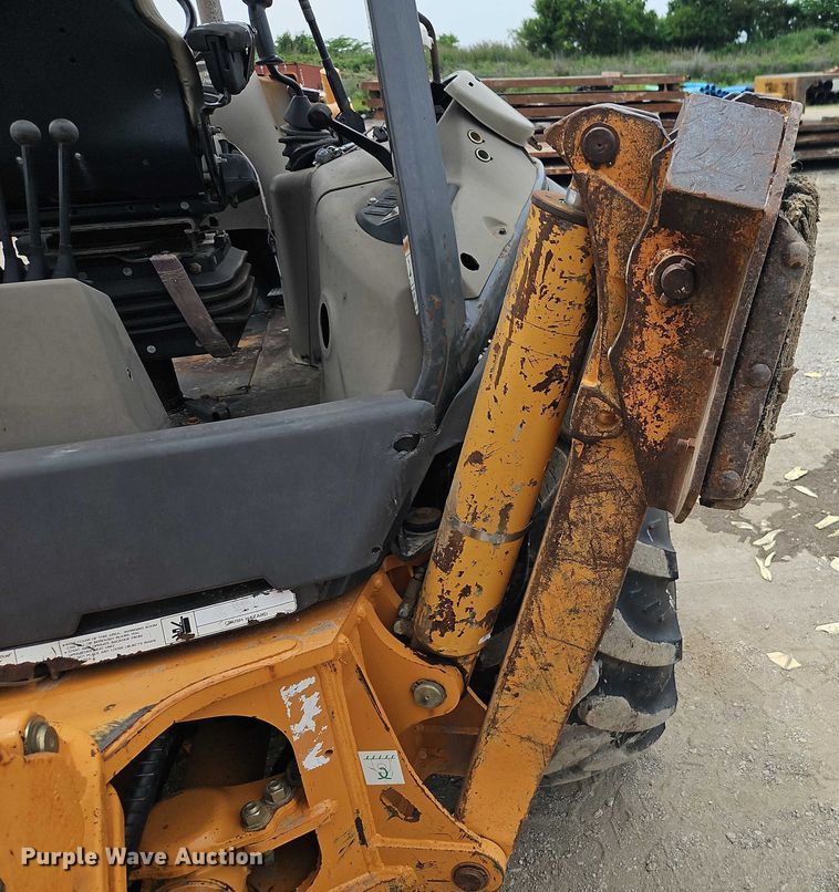image for item EB8132 2007 Case 580 Super M backhoe