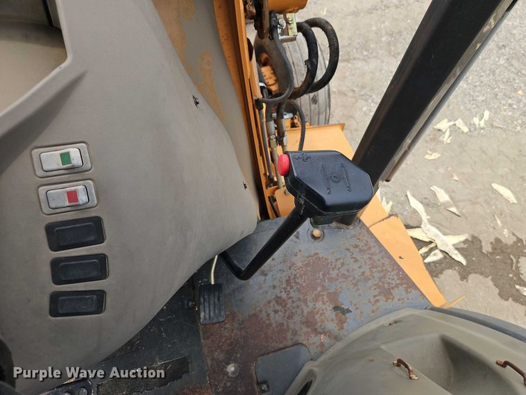 image for item EB8132 2007 Case 580 Super M backhoe