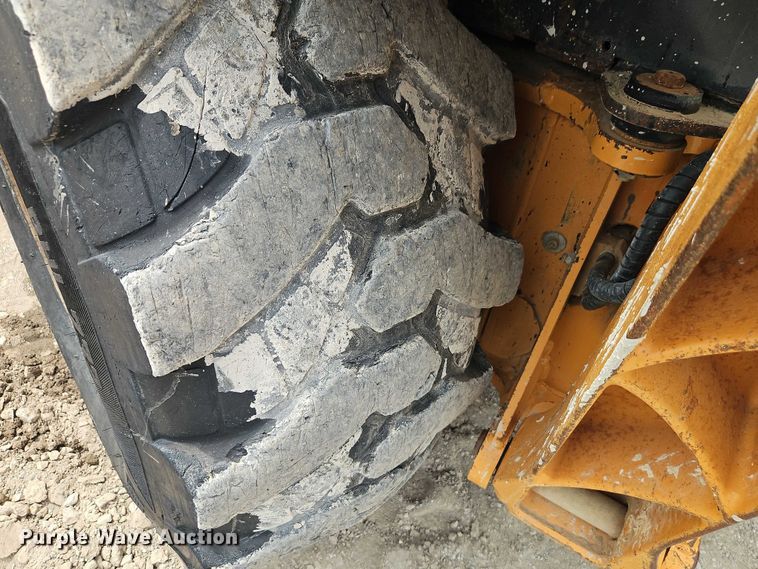 image for item EB8132 2007 Case 580 Super M backhoe