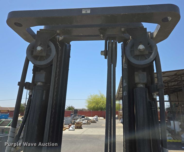 image for item EC1053 2015 Nissan PF80YLP forklift