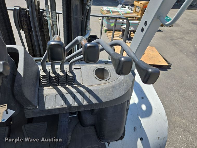 image for item EC1053 2015 Nissan PF80YLP forklift