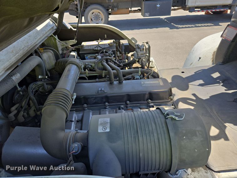 image for item EC1053 2015 Nissan PF80YLP forklift