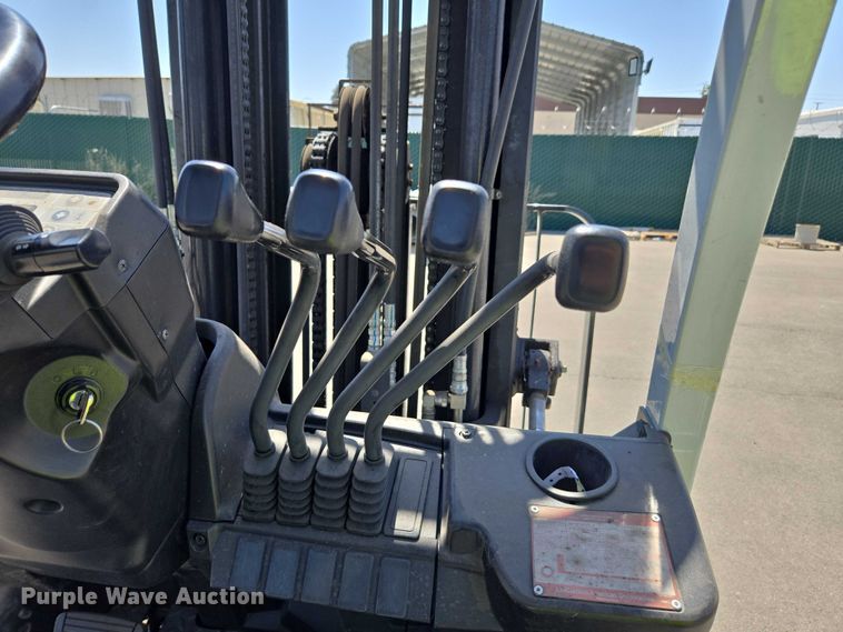 image for item EC1054 2016 UniCarriers PF50 forklift