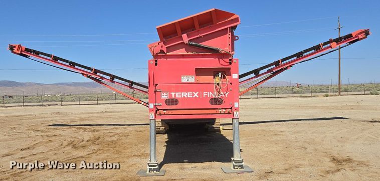image for item EC1055 2013 Terex 693 Plus Supertrak screening plant