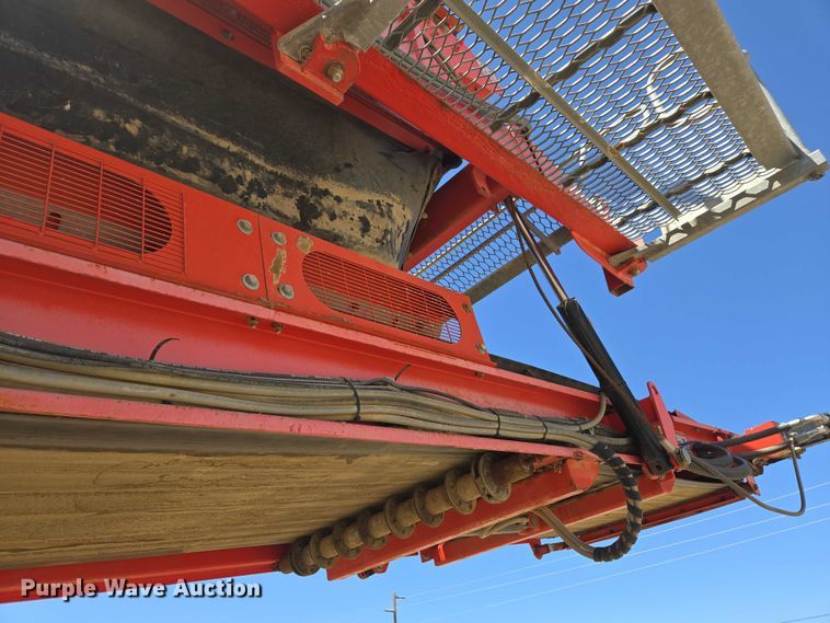 image for item EC1055 2013 Terex 693 Plus Supertrak screening plant