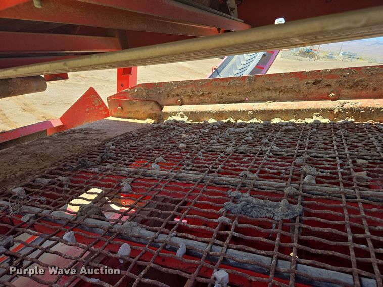 image for item EC1055 2013 Terex 693 Plus Supertrak screening plant