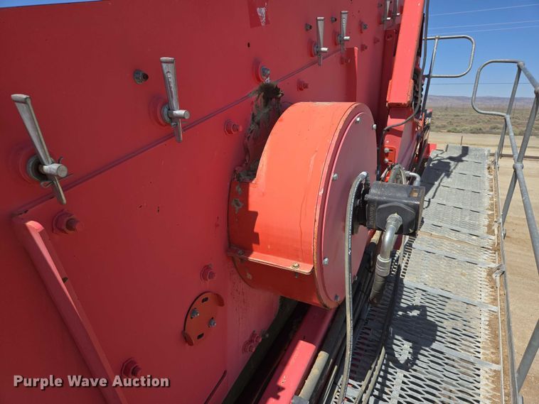 image for item EC1055 2013 Terex 693 Plus Supertrak screening plant