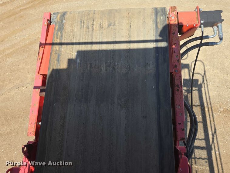 image for item EC1055 2013 Terex 693 Plus Supertrak screening plant