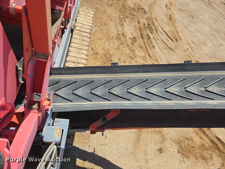 image for item EC1055 2013 Terex 693 Plus Supertrak screening plant