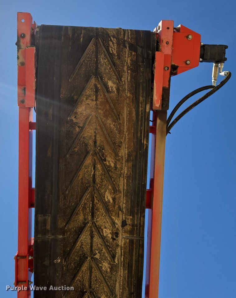 image for item EC1055 2013 Terex 693 Plus Supertrak screening plant