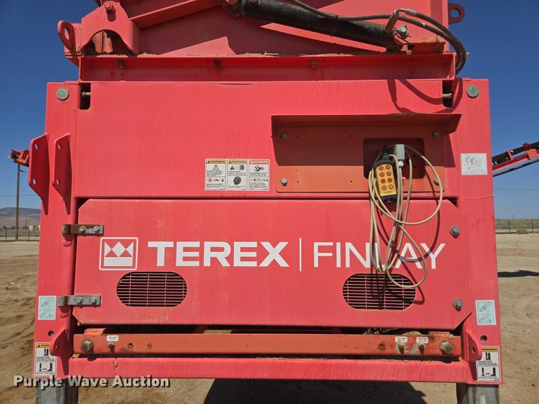 image for item EC1055 2013 Terex 693 Plus Supertrak screening plant