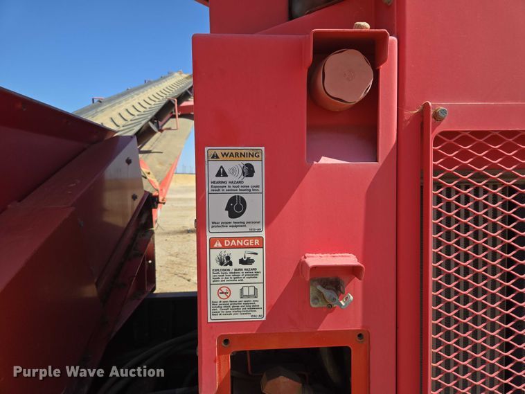 image for item EC1055 2013 Terex 693 Plus Supertrak screening plant