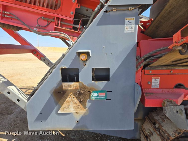 image for item EC1055 2013 Terex 693 Plus Supertrak screening plant