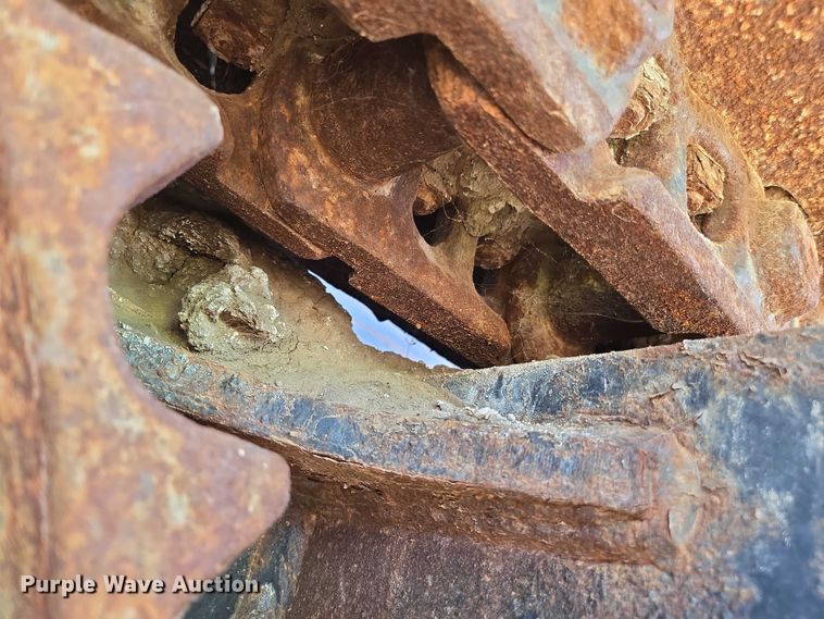 image for item EC1055 2013 Terex 693 Plus Supertrak screening plant