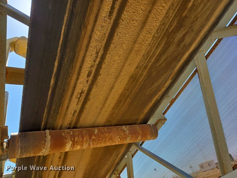 image for item EC1056 Radial stacking conveyor