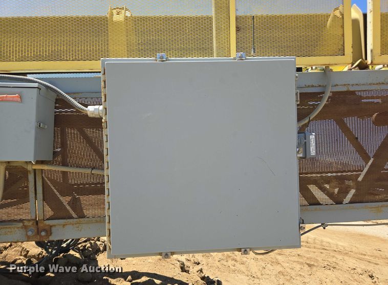 image for item EC1056 Radial stacking conveyor