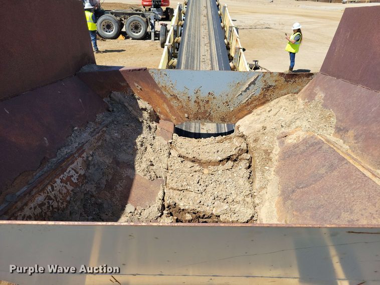 image for item EC1056 Radial stacking conveyor