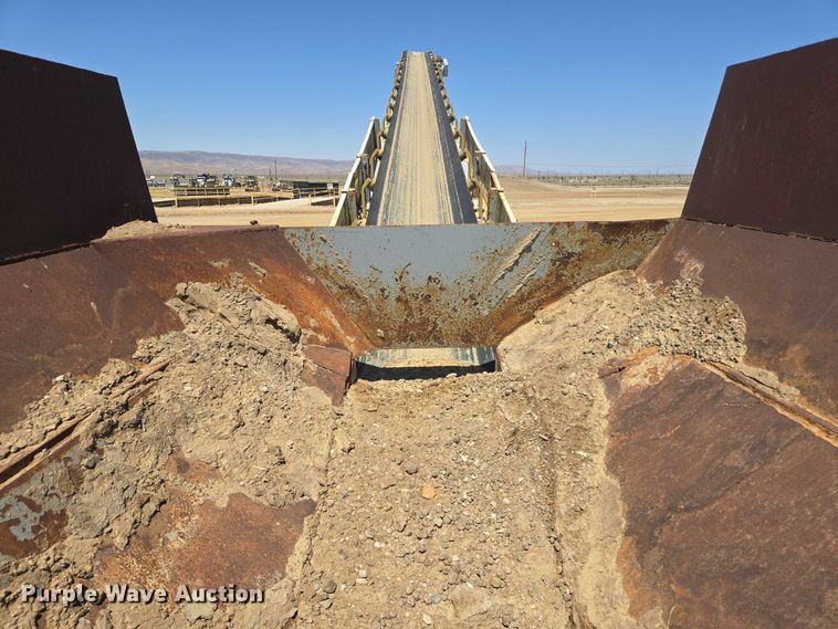 image for item EC1056 Radial stacking conveyor