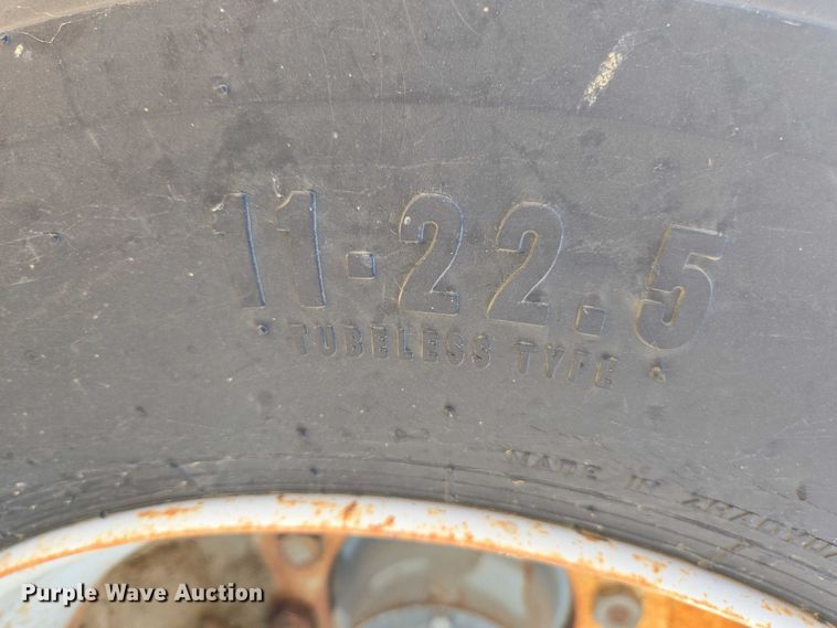 image for item EC1056 Radial stacking conveyor